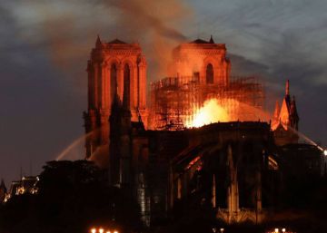 Una serie recreará el incendio de Notre Dame “al estilo ‘Chernobyl”