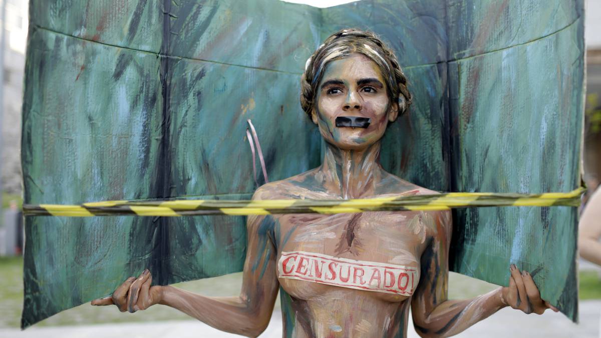 Una manifestación contra la censura cultural.