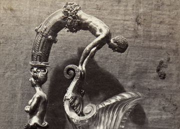 Jane Clifford sale del cuarto oscuro