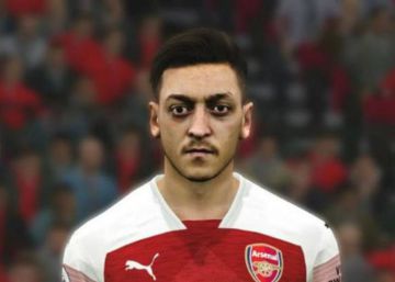 El Pro Evolution Soccer manda a Özil a la grada