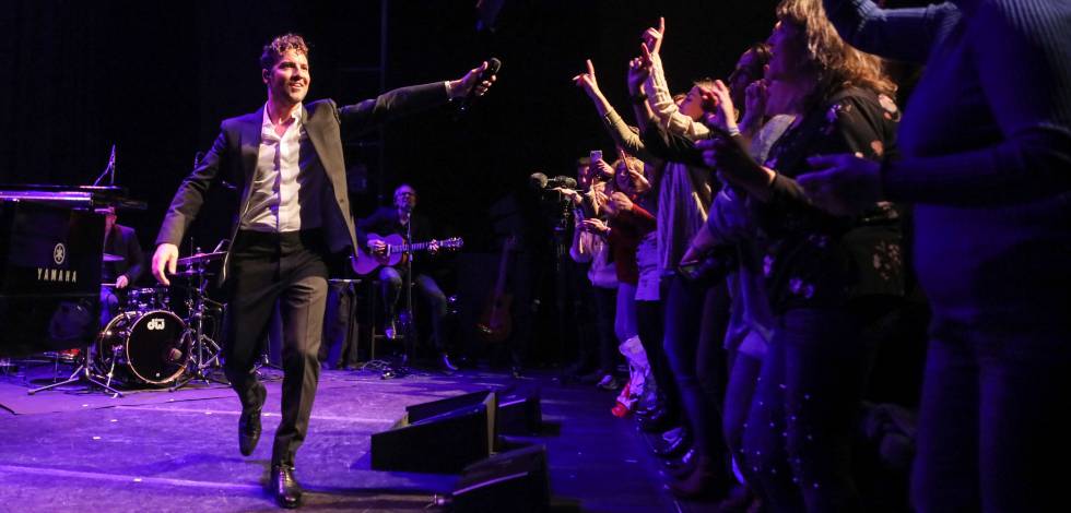 Bisbal canta para los lectores de EL PAÍS en los Teatros Luchana.