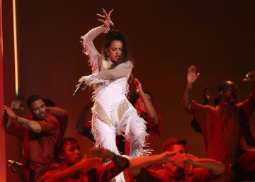 Així ha estat l’actuació de Rosalía als Grammy