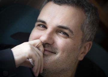 Carlos Montero: “Grindr me ha facilitado mucho la vida”