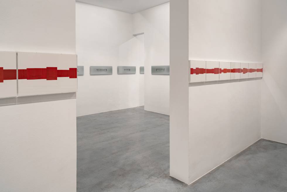 'Palabras vacías', de Ignasi Aballí, en la Galería Elba Benítez (Madrid).