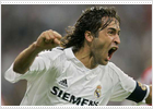 Raúl ya es el máximo goleador de la Copa de Europa