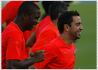 Xavi firma con el Barcelona hasta 2014