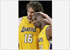 Kobe Bryant renueva por tres años con los Lakers