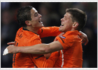 Huntelaar se luce, Capello se estrella