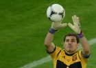 Las manos de santo de Iker Las manos de santo de Iker
