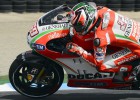Ducati renueva el contrato de Hayden por un año más