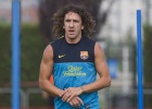 Iniesta, Puyol y Adriano, en la lista
