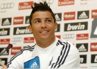 Cristiano da largas sobre su futuro