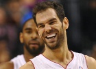 Los Lakers se estrellan ante Calderón y los Raptors