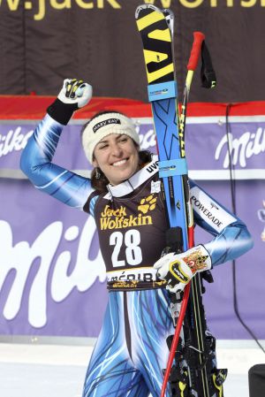 Carolina Ruiz celebra su triunfo.