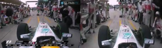En su primera entrada para cambiar neumáticos durante el GP de Malasia, Lewis Hamilton se detuvo por error en el taller de McLaren, su ex equipo, ante el asombro de los mecánicos, que tuvieron que hacerle señas para que siguiera hasta el box de Mercedes.