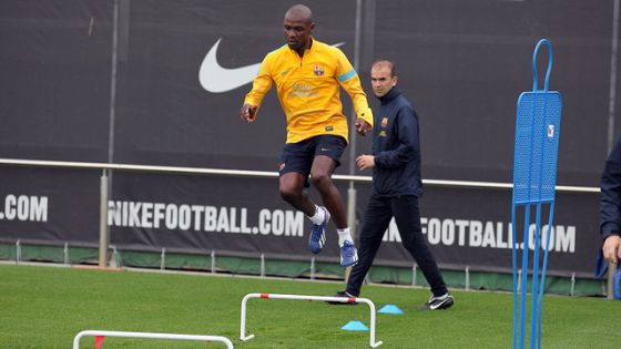 Abidal, durante el entrenamiento de este viernes.