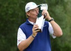 Ernie Els calienta para el Open