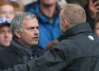 Mourinho: 9.300 euros por protestar al árbitro
