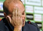 El Betis echa a su héroe