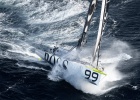 Mástil roto y adiós a la Barcelona World Race