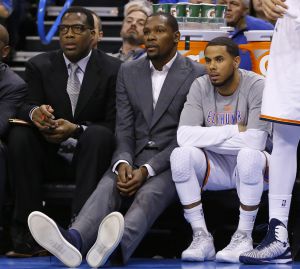 Durant, en el banquillo de los Thunder.