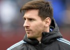 L’afició salvadorenca aclama Messi, que es queda a la banqueta
