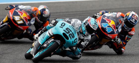 Kent lidera en Jerez por delante de Oliveria y Binder, M. A. Morenatti (AP)