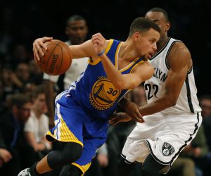 Curry, ante Brown.