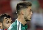 Betis y Deportivo sufren para pasar