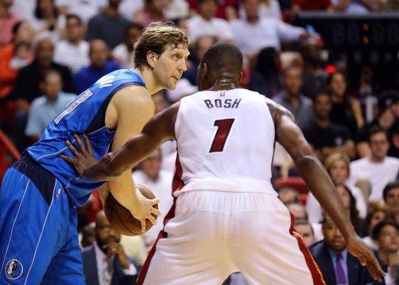 Nowitzki y Bosh.