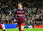 Messi e Suárez homenageiam Cruyff com pênalti em dois lances Messi e Suárez homenageiam Cruyff com pênalti em dois lances