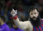 Tobalina, con sus 20,50m, marca
el camino a los jóvenes que llegan