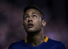 Neymar acaba la festa i torna al festival