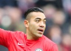 El DT del Eintracht Frankfurt excluye a Marco Fabián por rencor, según el padre del futbolista
