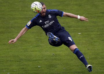 Benzema se lesiona en Vallecas Benzema se lesiona en Vallecas