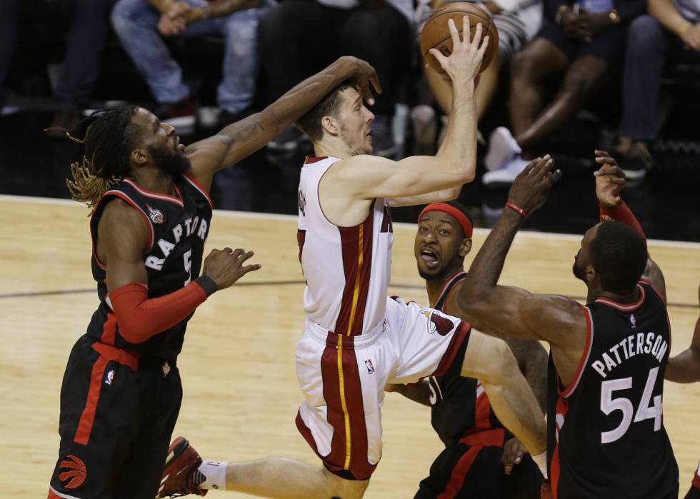 Dragic, Carroll y Patterson.