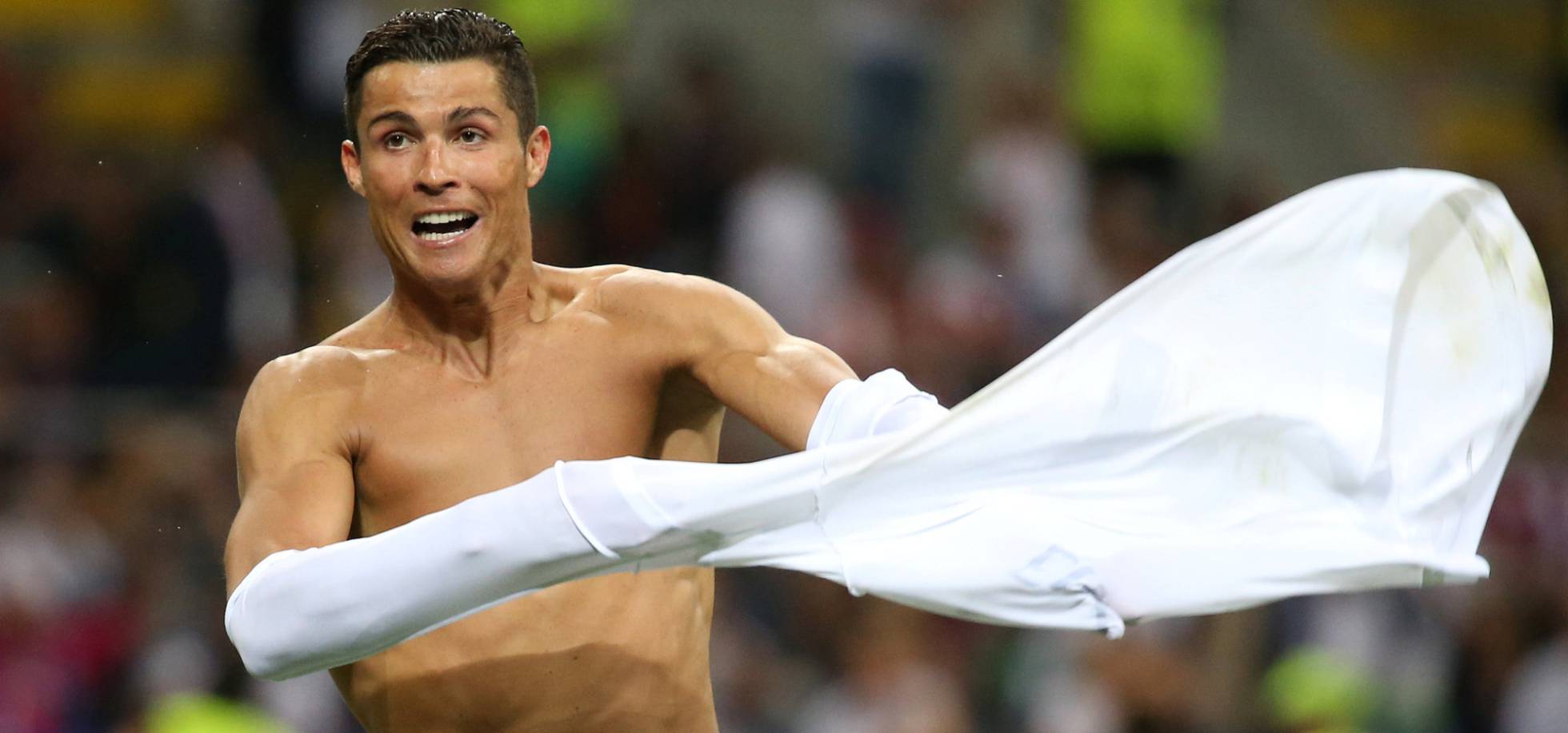 Cristiano celebra la victoria. Cristiano celebra la victoria.
