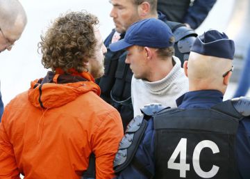 Dos turistas españoles heridos por hinchas rusos en Colonia