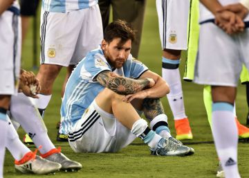 Messi renuncia a la selecció argentina