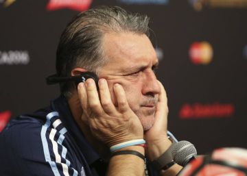 Treinador Tata Martino renuncia e Argentina pode não ter seleção para as Olimpíadas Treinador Tata Martino renuncia e Argentina pode não ter seleção para as Olimpíadas