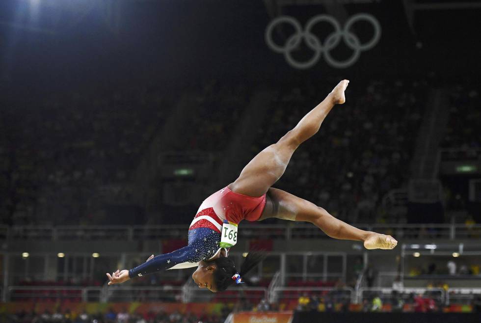 Simone Biles, en acción en el Olympic Arena de Río.