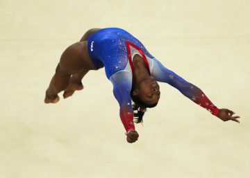 Biles se despide de Río con el oro