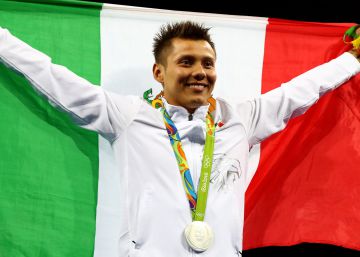 Germán Sánchez, clavadista en el nombre del padre