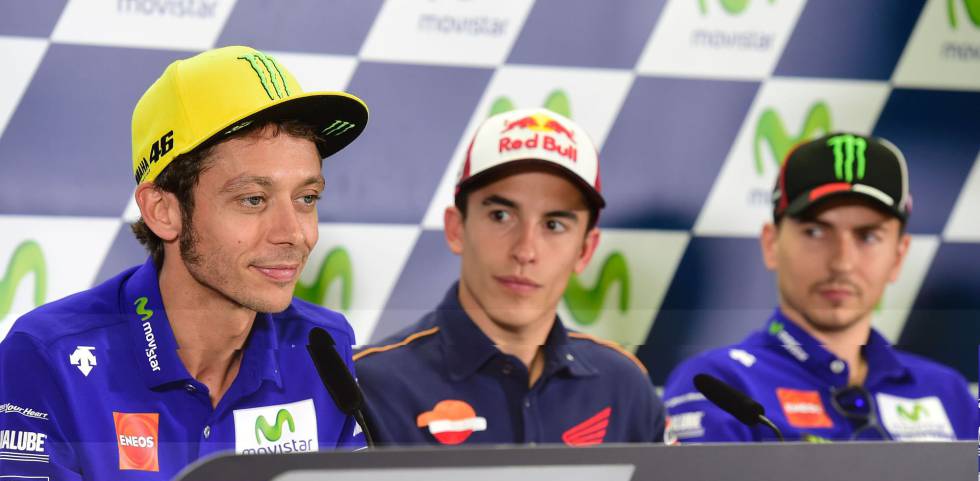 Valentino Rossi (i), Marc Marquez (c) y Jorge Lorenzo en la rueda de prensa previa al GP de Aragón. Valentino Rossi (i), Marc Marquez (c) y Jorge Lorenzo en la rueda de prensa previa al GP de Aragón.