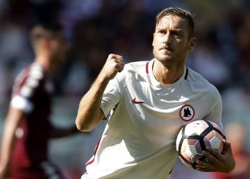 Totti cumple 40 años y los celebra en el lugar de siempre: la Roma Totti cumple 40 años y los celebra en el lugar de siempre: la Roma