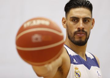 Ayón: “Este Madrid es el equipo perfecto” Ayón: “Este Madrid es el equipo perfecto”