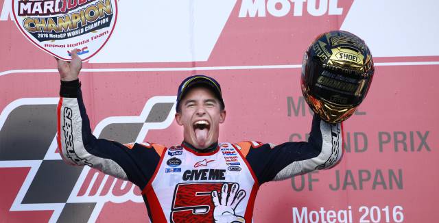 Marc Márquez celebra en Japón su tercer título de MotoGP.