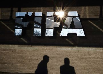 FIFA pune federação espanhola por inscrição de menores