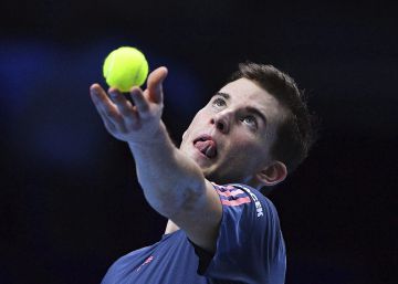 España se aleja de la cúspide