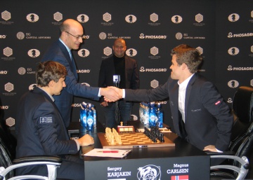 Carlsen provoca un empate balsámico